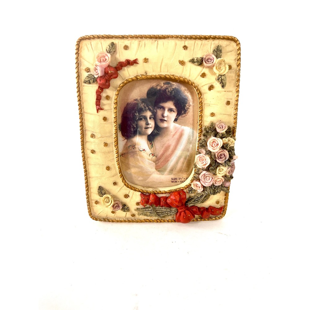 Vintage Style Floral Resin Picture Frame Pink Roses Red Bows 3.5x5 Cottagecore